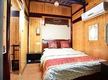 Huqinlou Inn Хуаншан Екстериор снимка